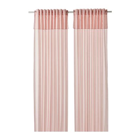 粉紅色窗簾